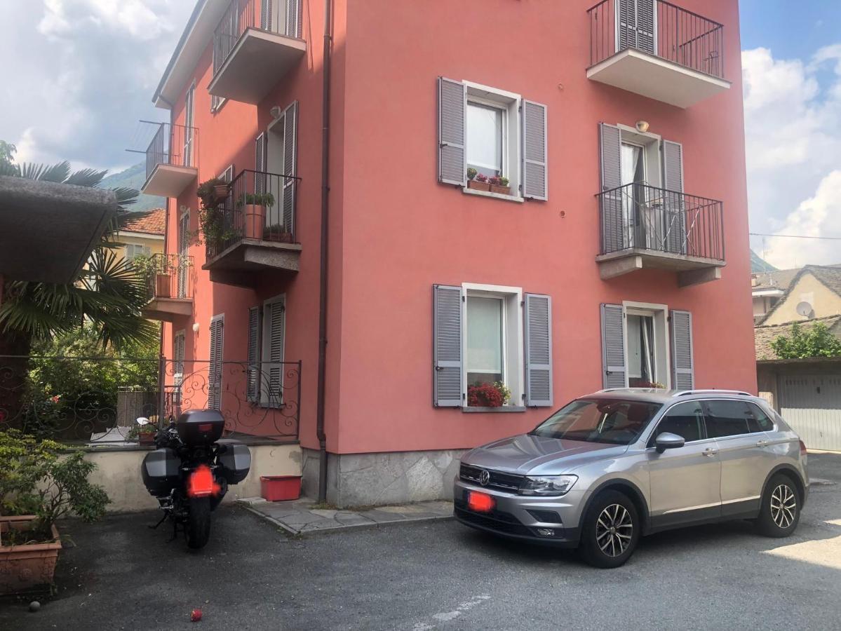 Giuditta Freecarpark&Garden Domodossola Luaran gambar