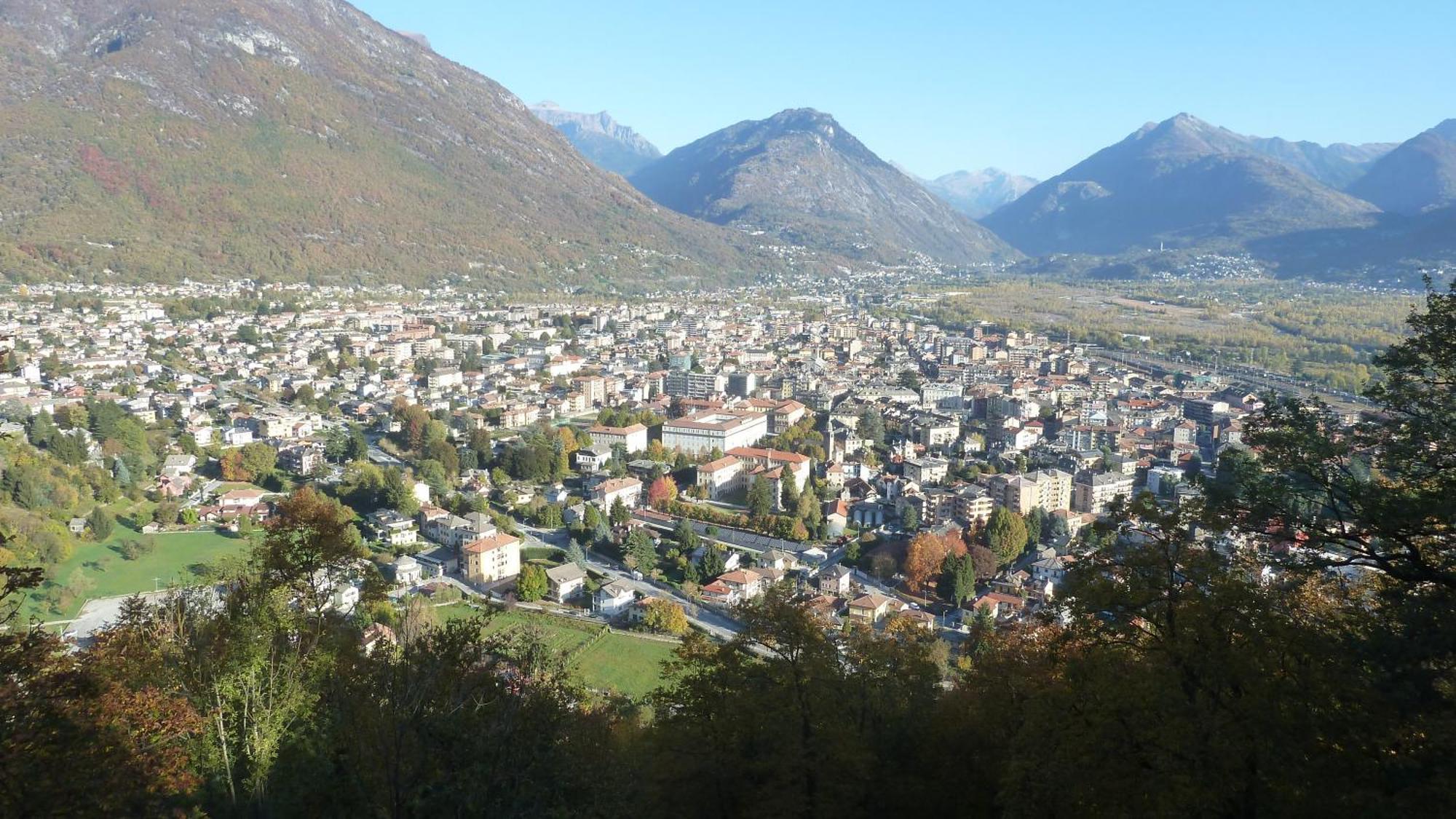 Giuditta Freecarpark&Garden Domodossola Luaran gambar