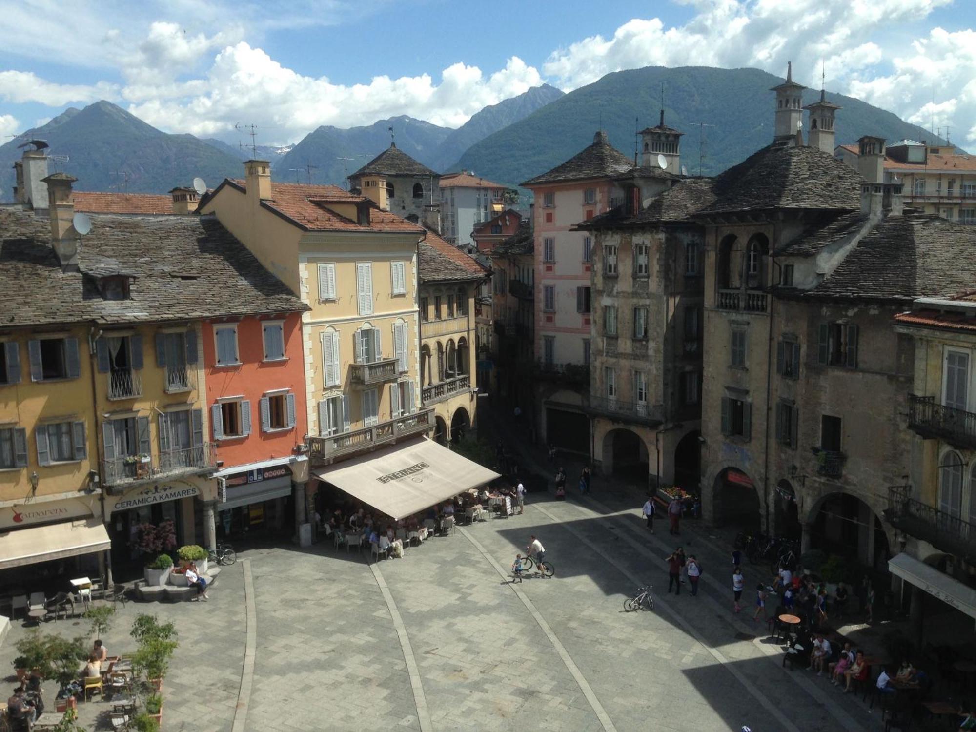 Giuditta Freecarpark&Garden Domodossola Luaran gambar